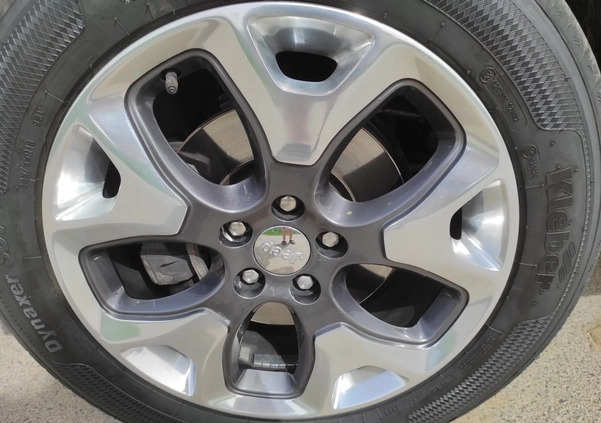 Jeep Compass cena 87900 przebieg: 65400, rok produkcji 2019 z Dębica małe 781